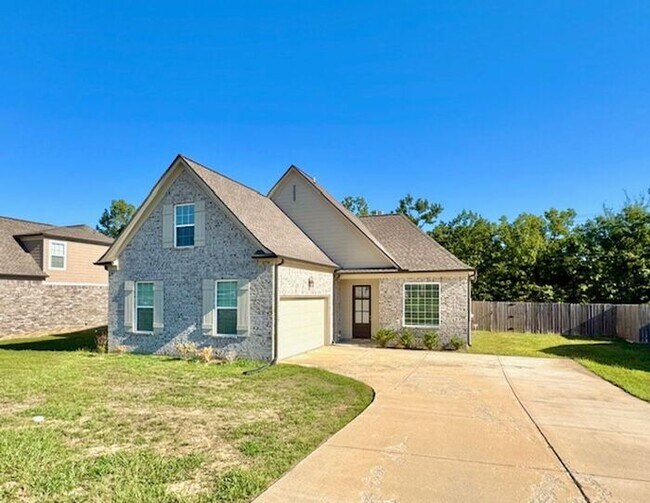 Building Photo - Now Leasing a 4-Bedroom 2.5 Bath In Olive ...