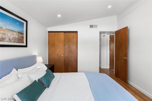 Building Photo - 1607 Pawnee Dr