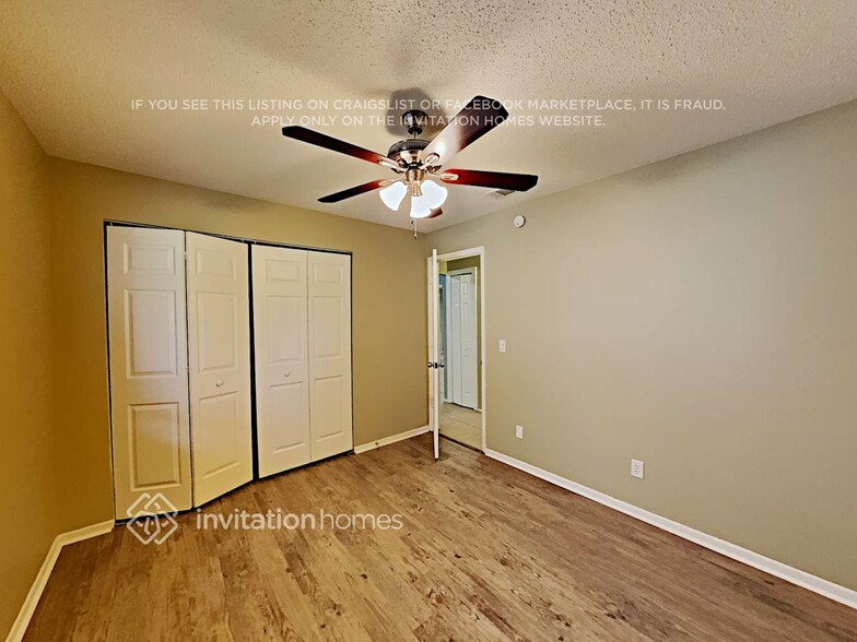 Building Photo - 330 Chicago Woods Cir