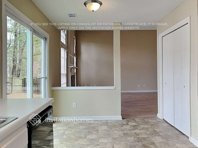 Building Photo - 630 Rosedown Way