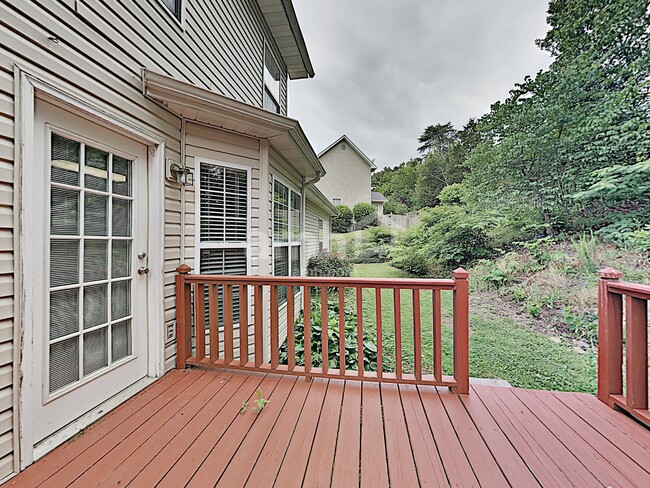 Building Photo - 1610 Polte Ln