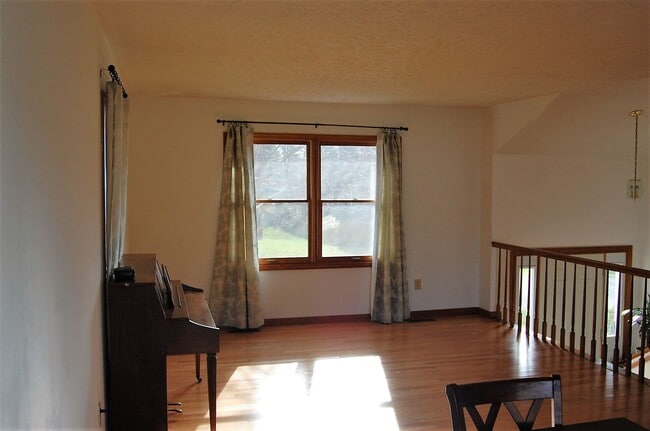 Building Photo - Available for the 2026-2027 leasing term