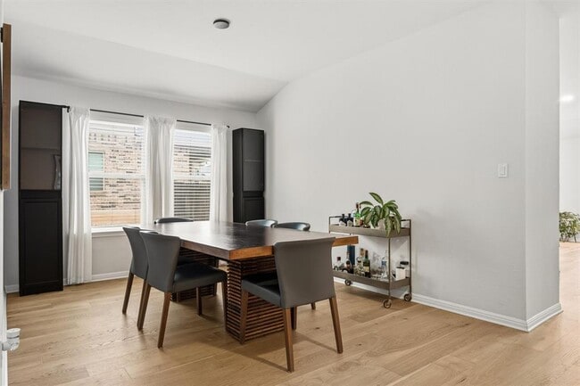 Building Photo - 6604 Coalinga Ln