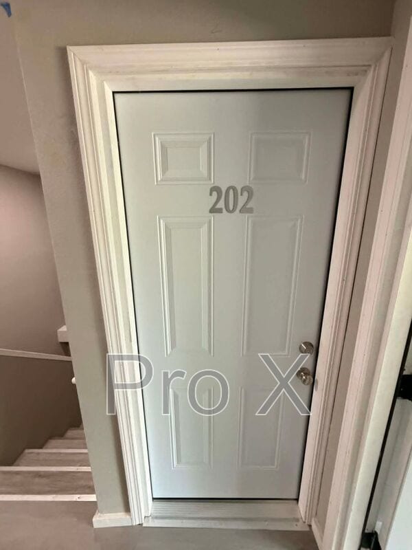 Building Photo - 117-121 S Byers Apartments