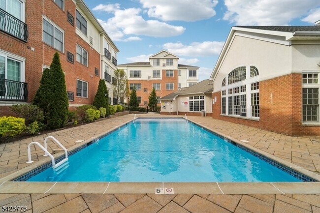 Building Photo - 1212 The Plaza