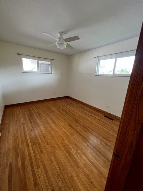 Building Photo - 308 40th St