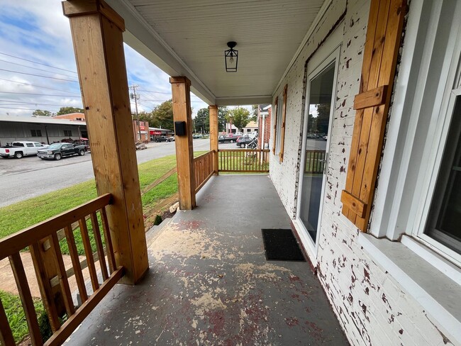 Building Photo - One Story House with Covered Front Porch