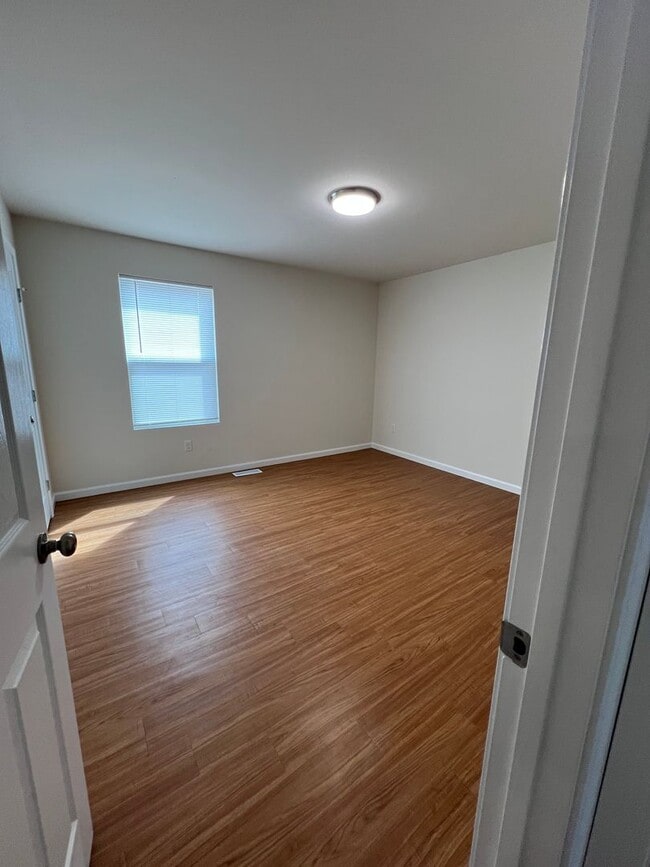 Building Photo - Brand New House 4 beds/2baths