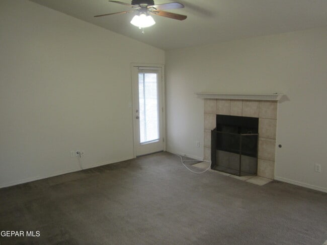 Building Photo - 6572 Dakota Ridge Dr