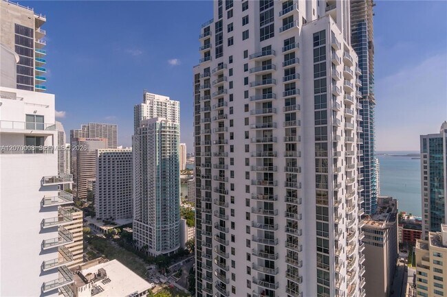 Building Photo - 1080 Brickell Ave