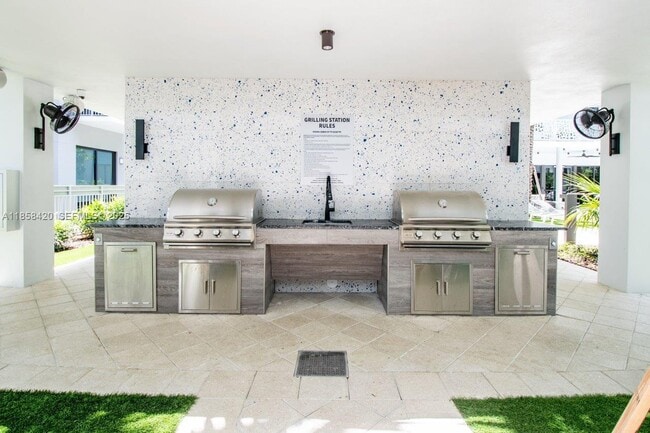 Building Photo - 3645 NW 36th St