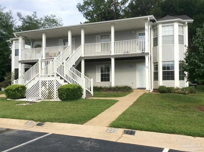 Primary Photo - 1500 E Johnson Ave