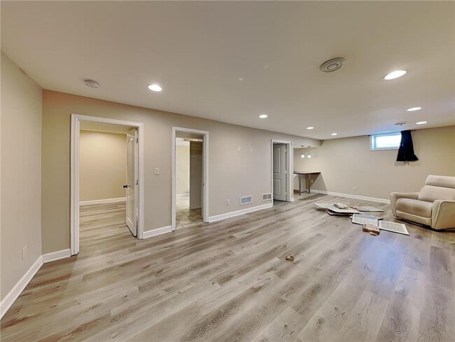 Building Photo - 4010 Monroe St NE