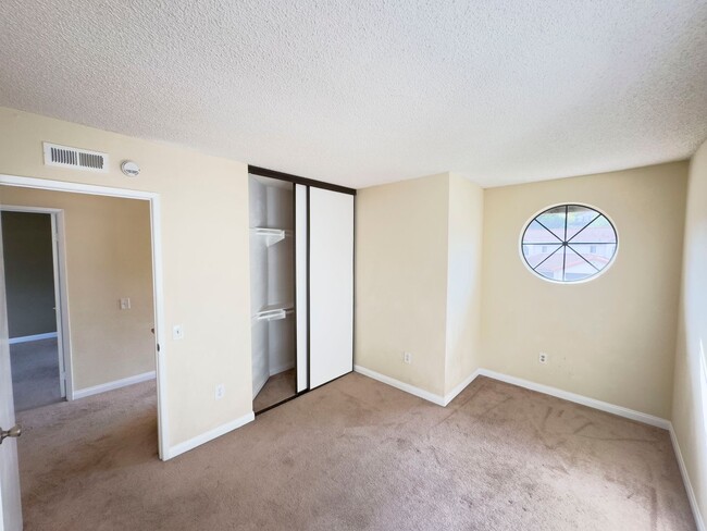 Building Photo - 3 Bedroom 2.5 Bath Home in Calavera Hills