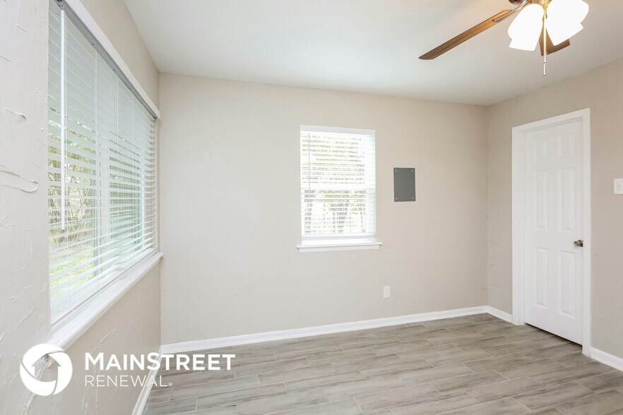 Building Photo - 3401 Westfield Ave