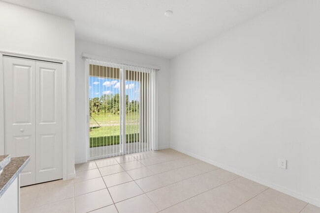 Building Photo - Brand New Townhome For Rent in Stonegate P...