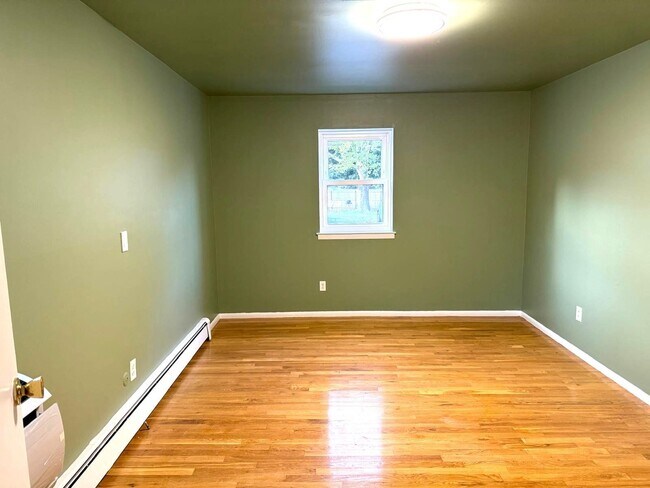 Building Photo - 3901 Dobrin Ct