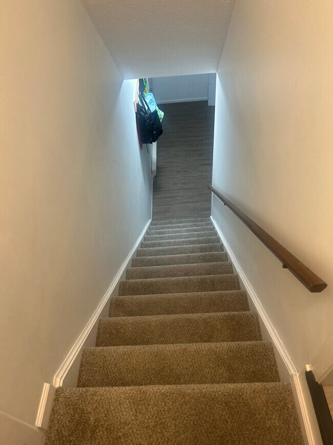 Building Photo - 14268 Prospect Rd