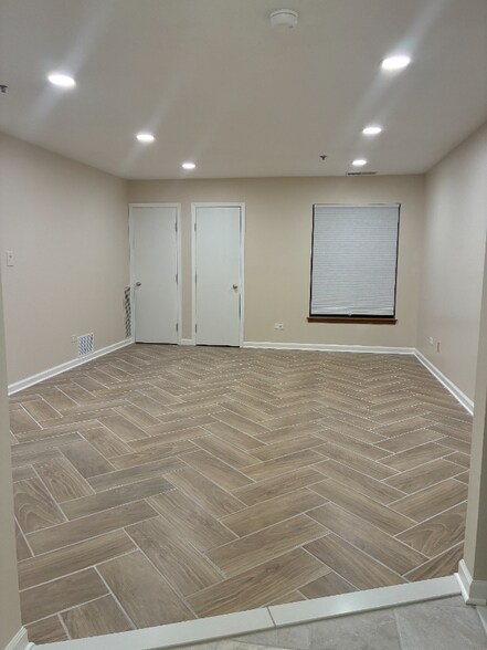 Building Photo - 3275 Kirchoff Rd