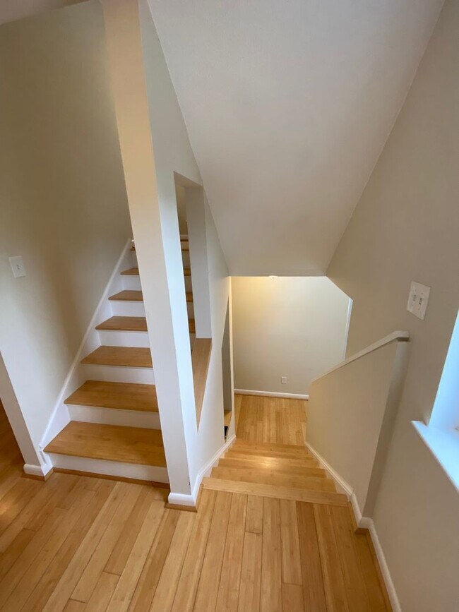 Building Photo - SHADOWLAWN HEIGHTS