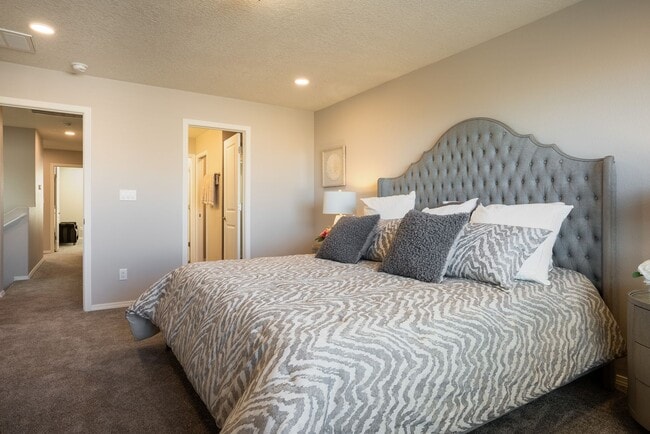Building Photo - 7296 Contenta Ridge