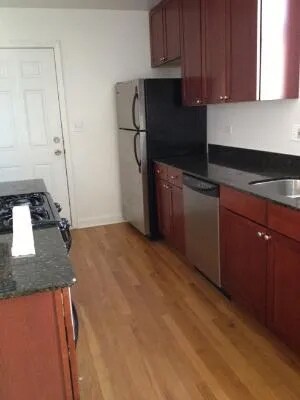 Building Photo - 1346.5 W Estes Ave