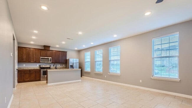 Building Photo - Modern 4-Bedroom Sanctuary in a Sought-After Location