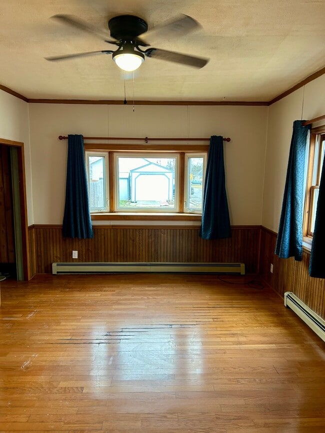 Building Photo - Check Out This 2-Bed/1-Bath Home in Bluffton!