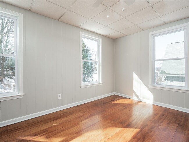 Building Photo - 95 Green Hill Pkwy