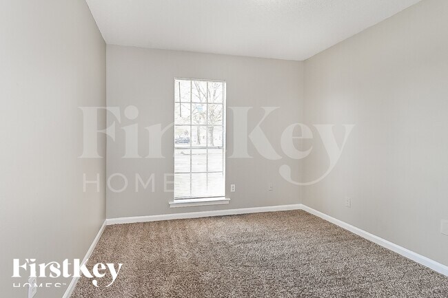 Building Photo - 6702 Valley Park Dr