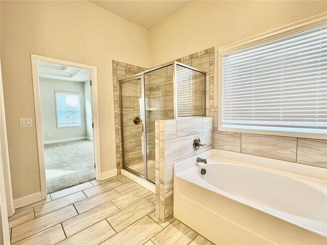 Building Photo - 1702 Dover Creek Ln