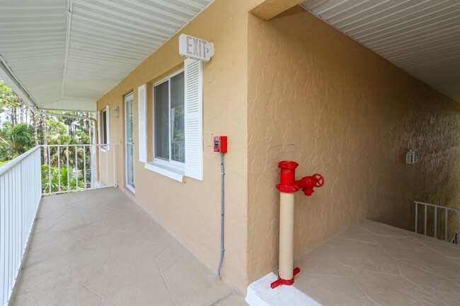 Building Photo - **ANNUAL OR SEASONAL RENTAL**