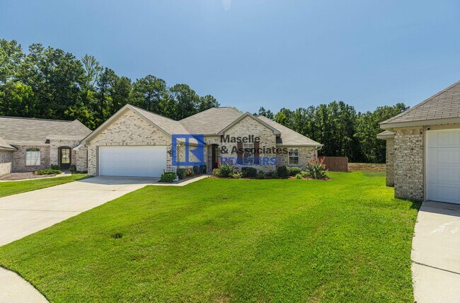 Building Photo - 1019 Silver Cir