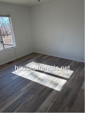 Building Photo - 555 E No Name Rd