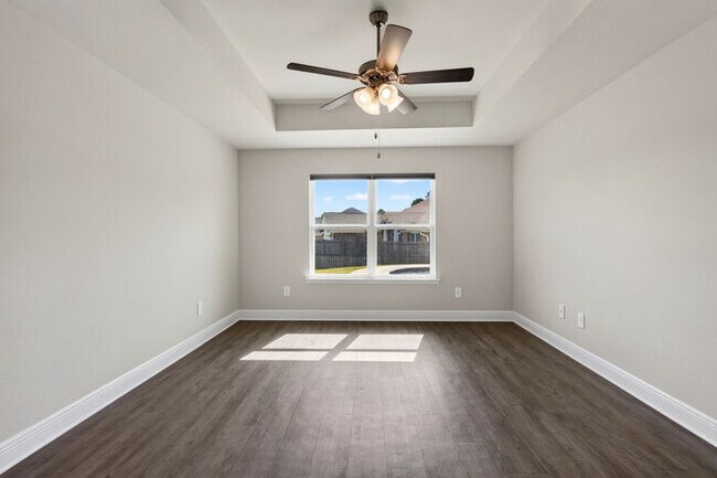 Building Photo - 15028 Emersyn Ln