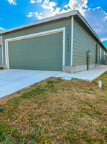 Building Photo - 14423 Alluvium Crk