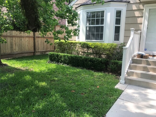 Building Photo - 4106 Milton St