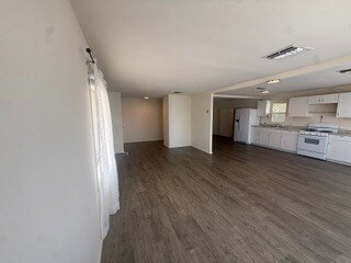 Building Photo - For Rent