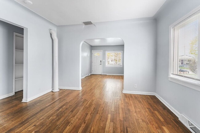 Building Photo - 55 Sonoma Ave