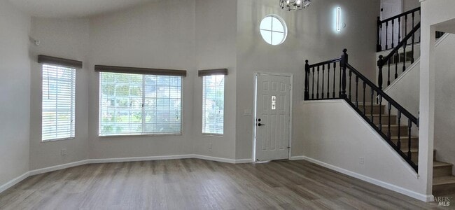 Building Photo - 112 Spinnaker Ct
