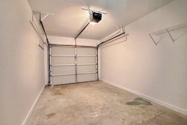 Building Photo - AVAILABLE NOW! (One Pet Maximum)