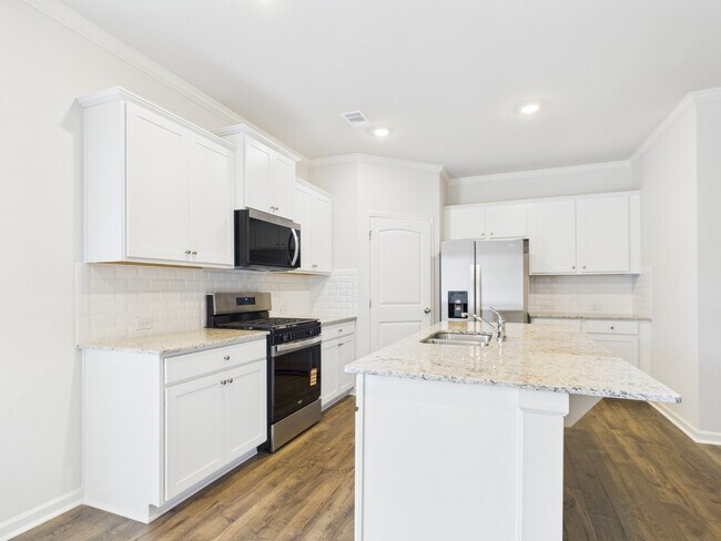 Building Photo - Beautiful New Construction END UNIT Townhome – Now Available for Lease!