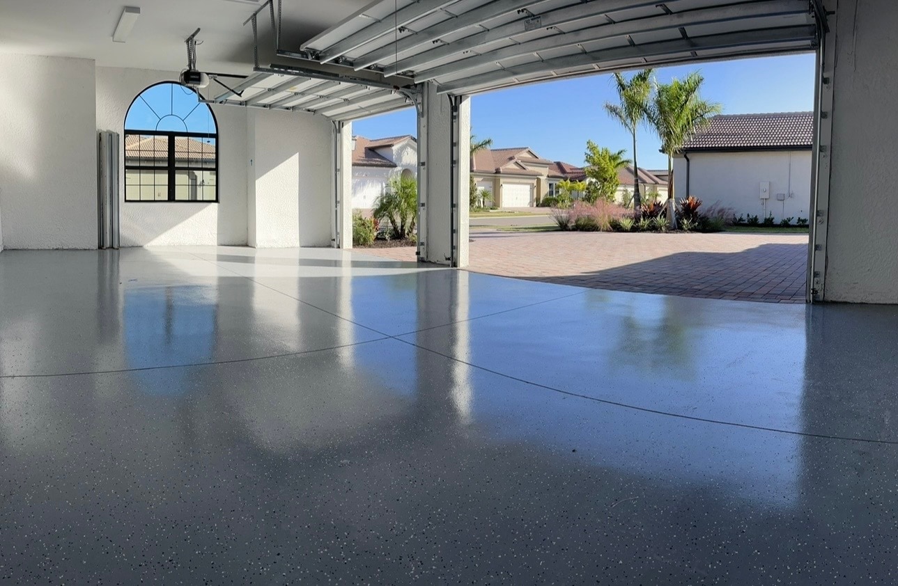 Building Photo - 597 Maraviya Blvd