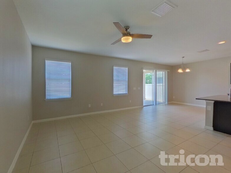 Building Photo - 11155 Abaco Island Ave