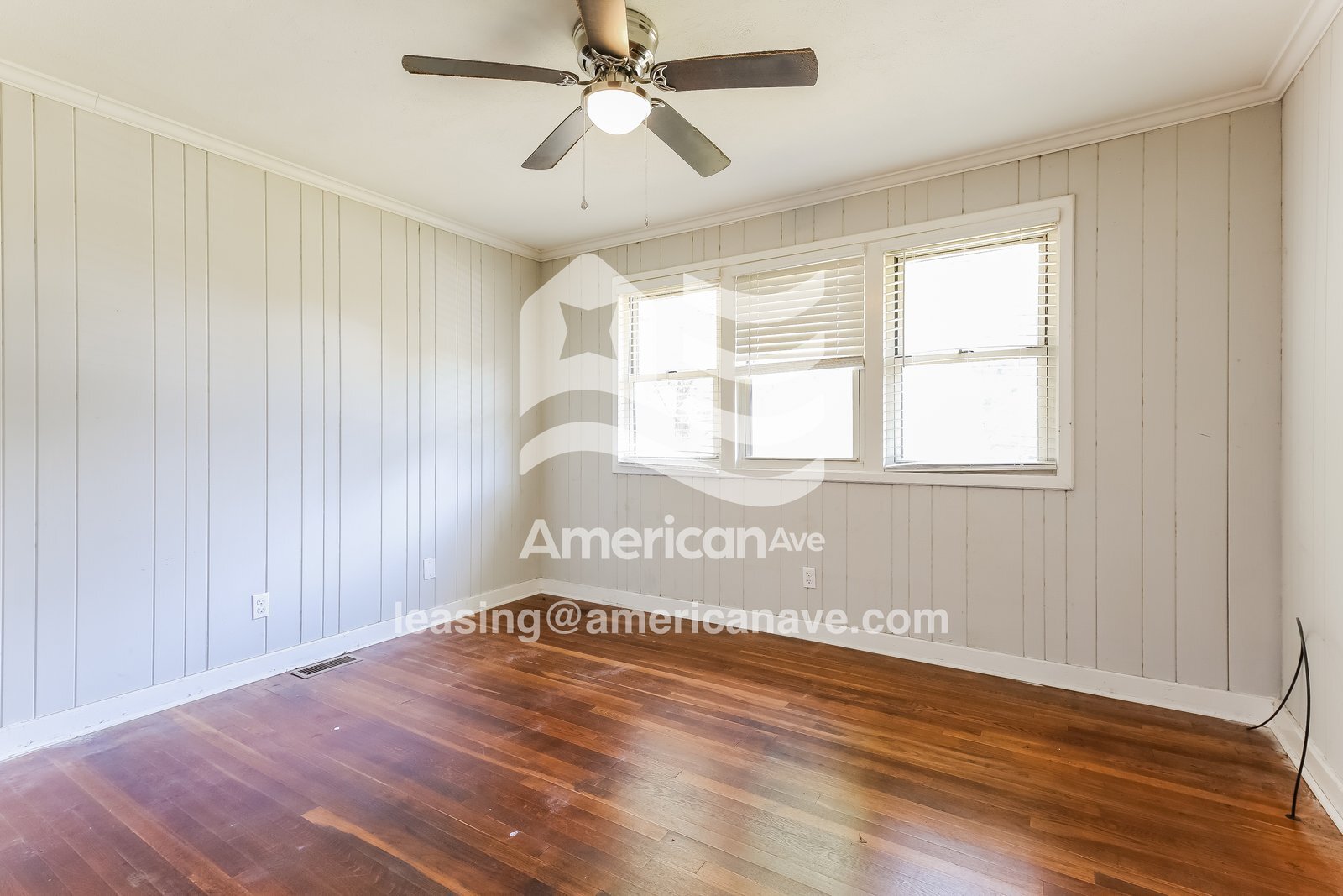 Building Photo - 606 Fleetwood Cir
