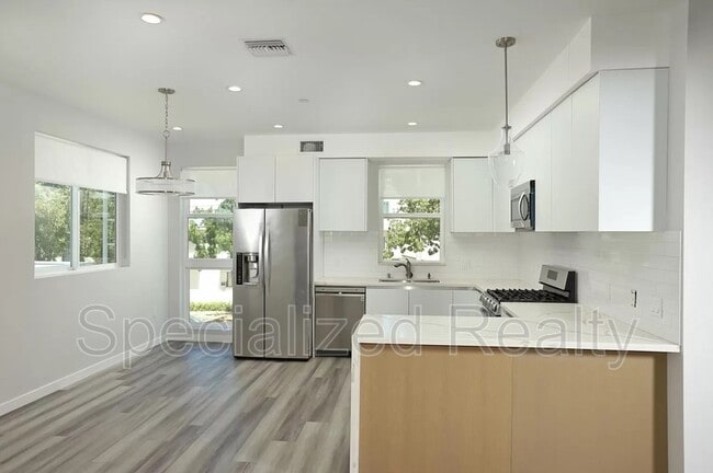 Building Photo - 1406 Eagle Vista Dr