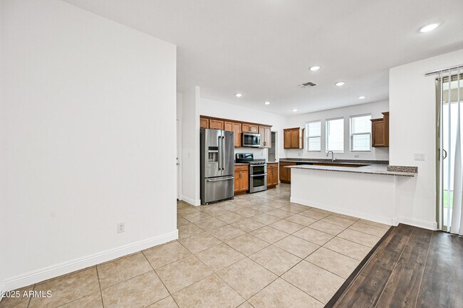 Building Photo - 4831 S Turbine