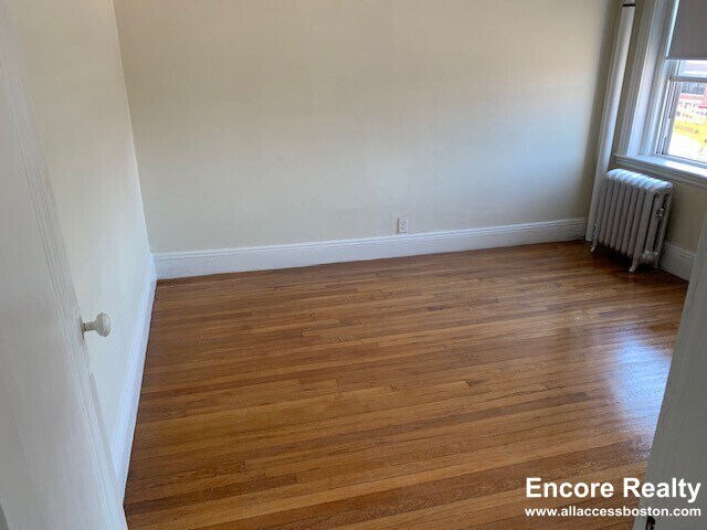 Building Photo - 1175 Boylston St