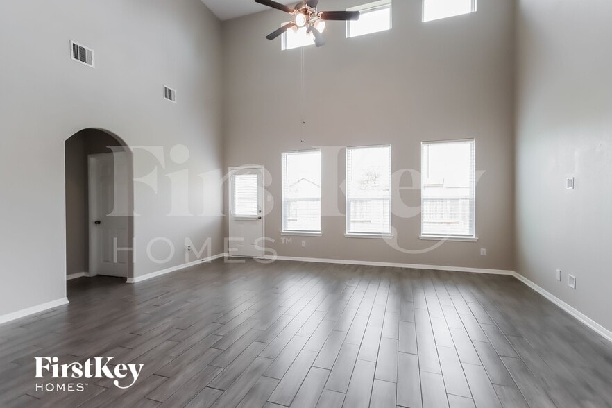 Building Photo - 3013 Tulip Poplar Ct