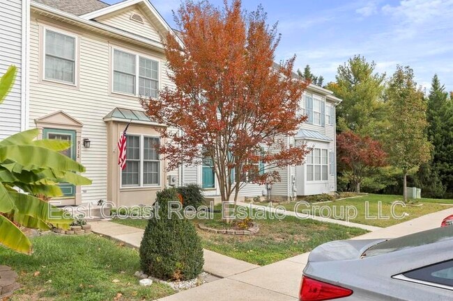 Building Photo - 9114 Ridgefield Ln